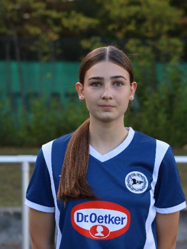 Viktoria Gross