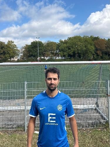 Onur Kamis