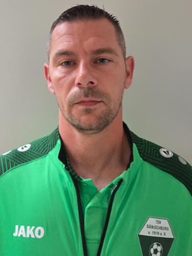 Dennis Wolf