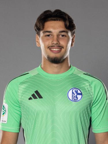 Yüksel Kücük