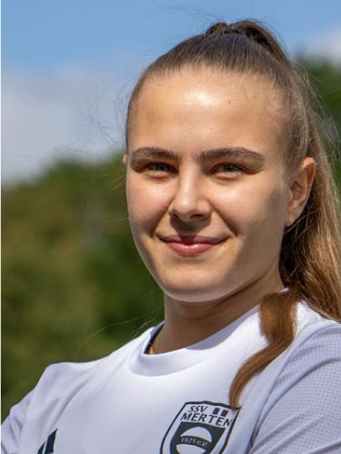 Mona Altenbäumker