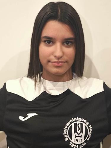 Eylül-Lina Cürük