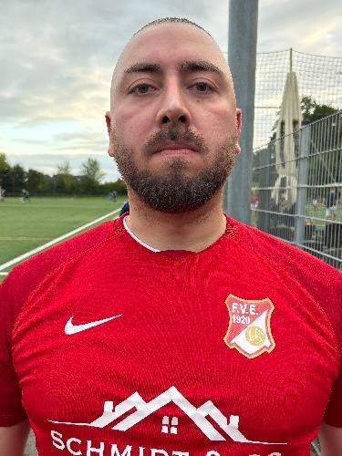 Deniz Oezdemir