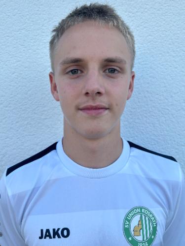 Maximilian Stallnig