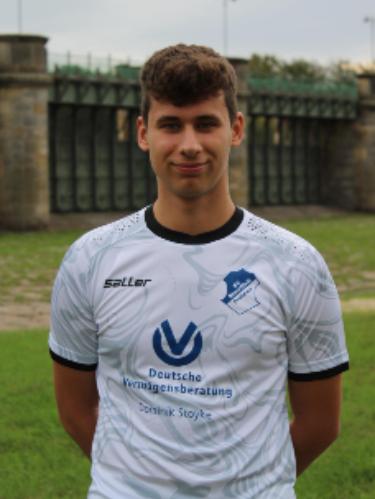 Noah Kurth