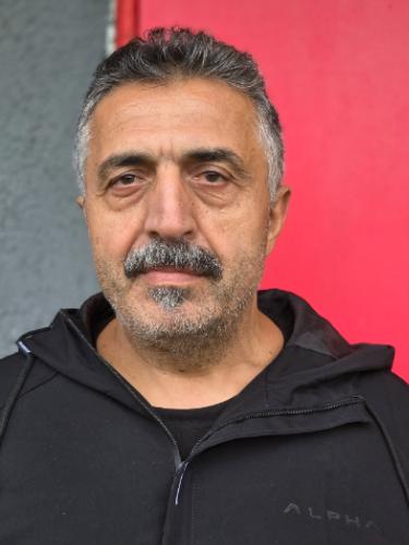 Yüksel Düzgün