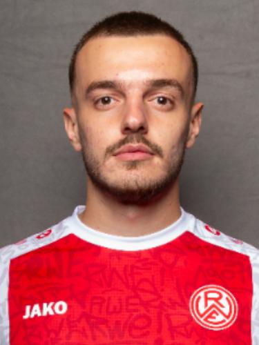 Larson Ferati