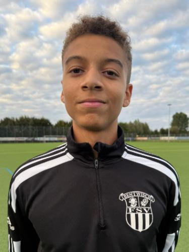 Alexander Ogechi Labes