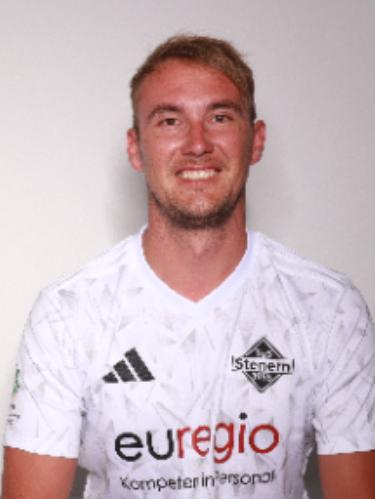 Tobias Fischer
