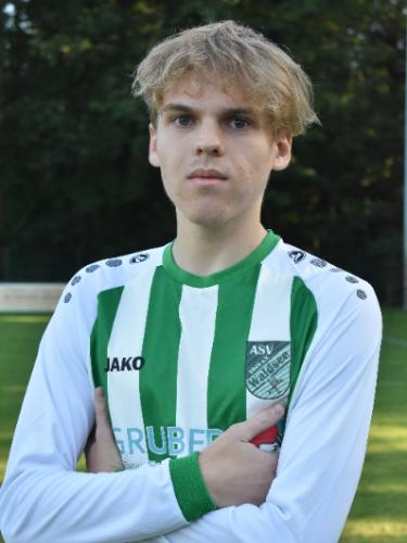 Yannick Miko Eberhard