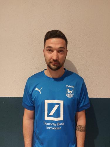 Sezer Demir