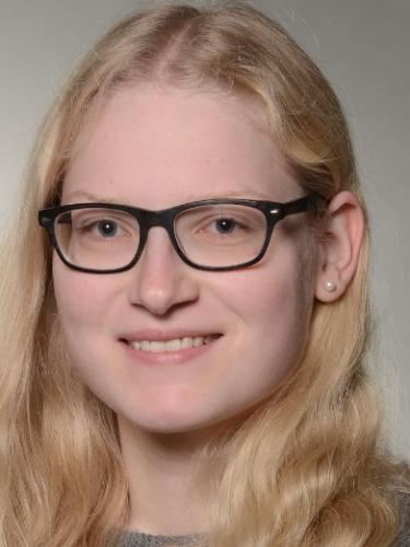 Marcie Ayala Antonia Bröcker
