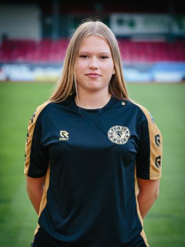 Daria Michelle Etich