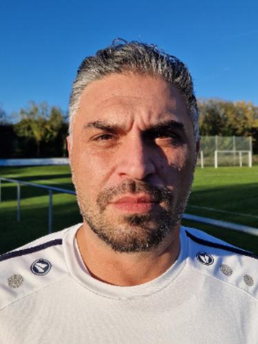 Ferit Özlen