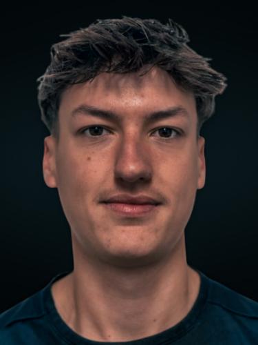 Julien Maximilian Rafael Fenrich