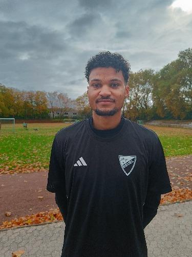 Maxim Laye Ngom