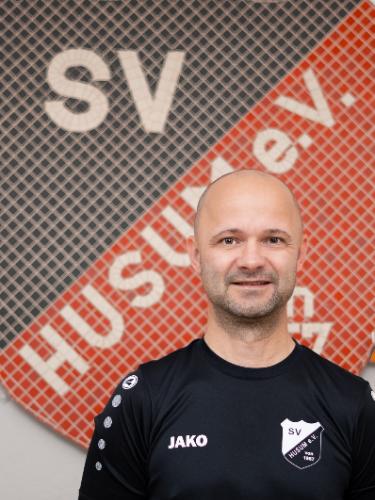 Adrien Knieß