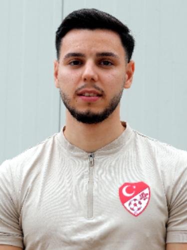 Akil Cömcü