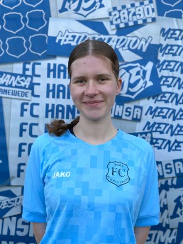 Julia Marten