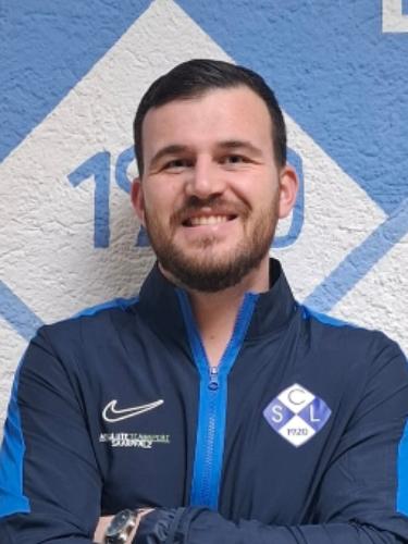 Berat Maxhuni