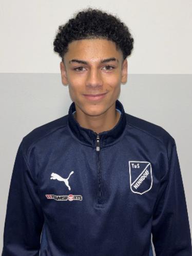 Lennox-Essien Stölting