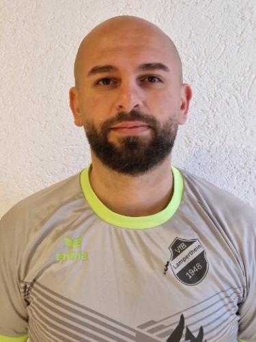 Baris Oezden