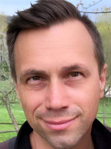 Damian Biecki
