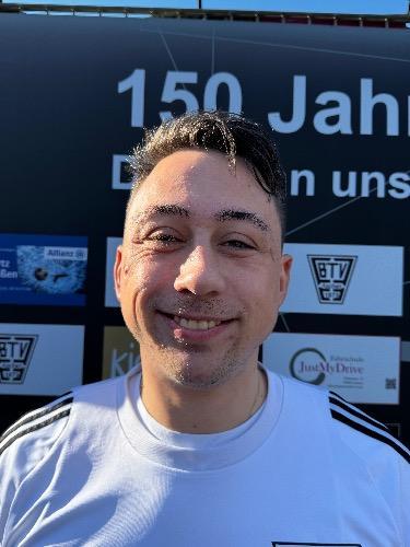 Yannick Dirk Lennartz
