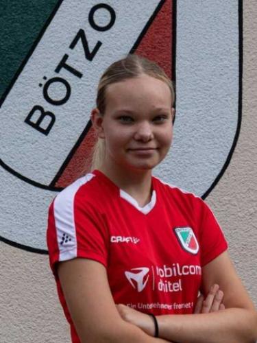 Mia Sarina Weltzer