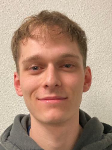 Yale Nils Schneider