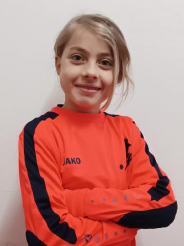 Kiara Sue Becker