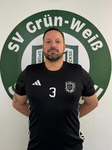 Patrick Schütze