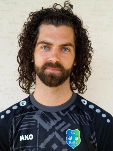 Yannic Holzapfel