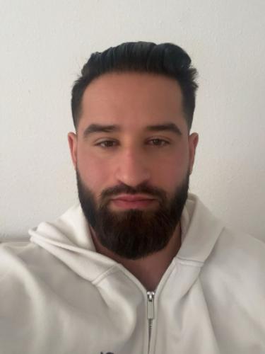 Ali Tahar