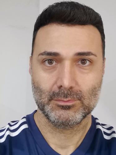 Darius Demir