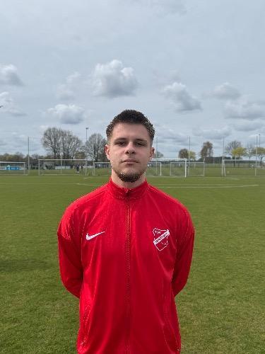 Junis Schröder