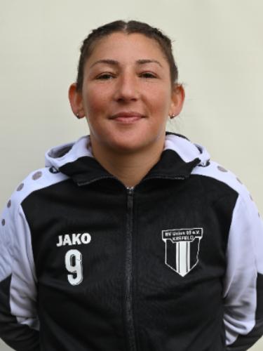 Nihal Yildiz