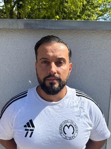 Ismail Ak