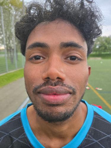 Veloson Njaratina Lucka Andriambololona