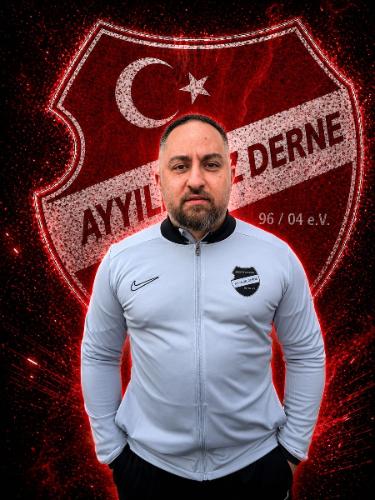 Cüneyt Pek