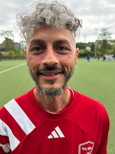 Kadir Keles
