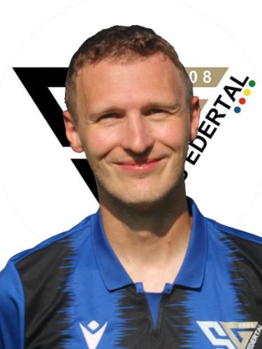 Daniel Schneider