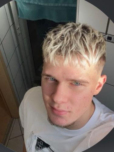 Joel Kuhnert