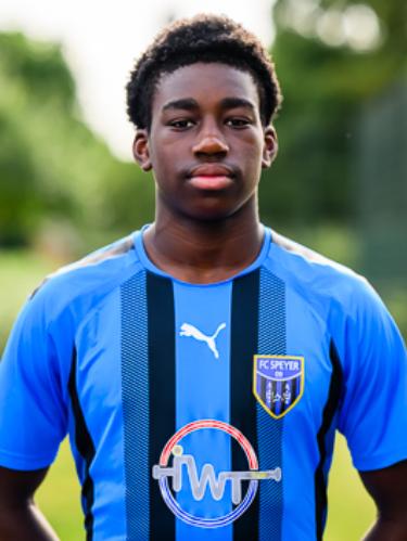 Chary-Viktor Zekeng Tchoumo