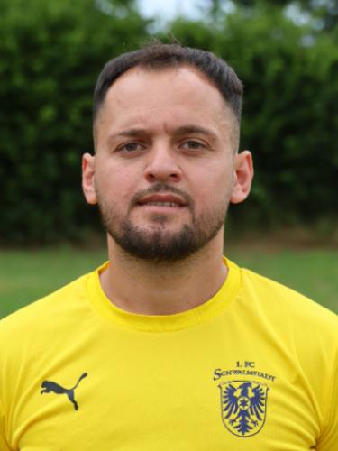 Ronald Kuzari