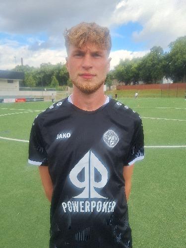 Niclas Esser