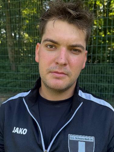 Justin Normen Müller