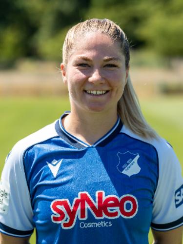 Nadine Bitzer
