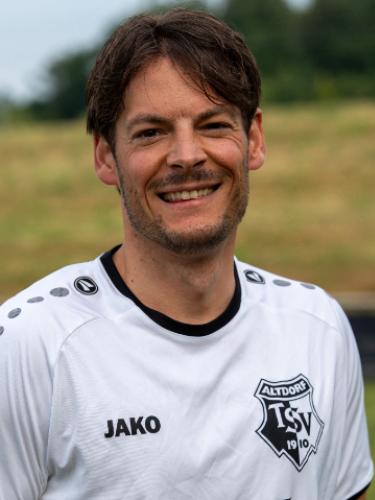 Dennis Blauss