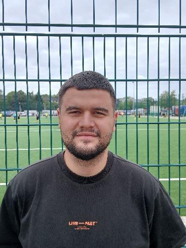 Hazir Kreyeziu